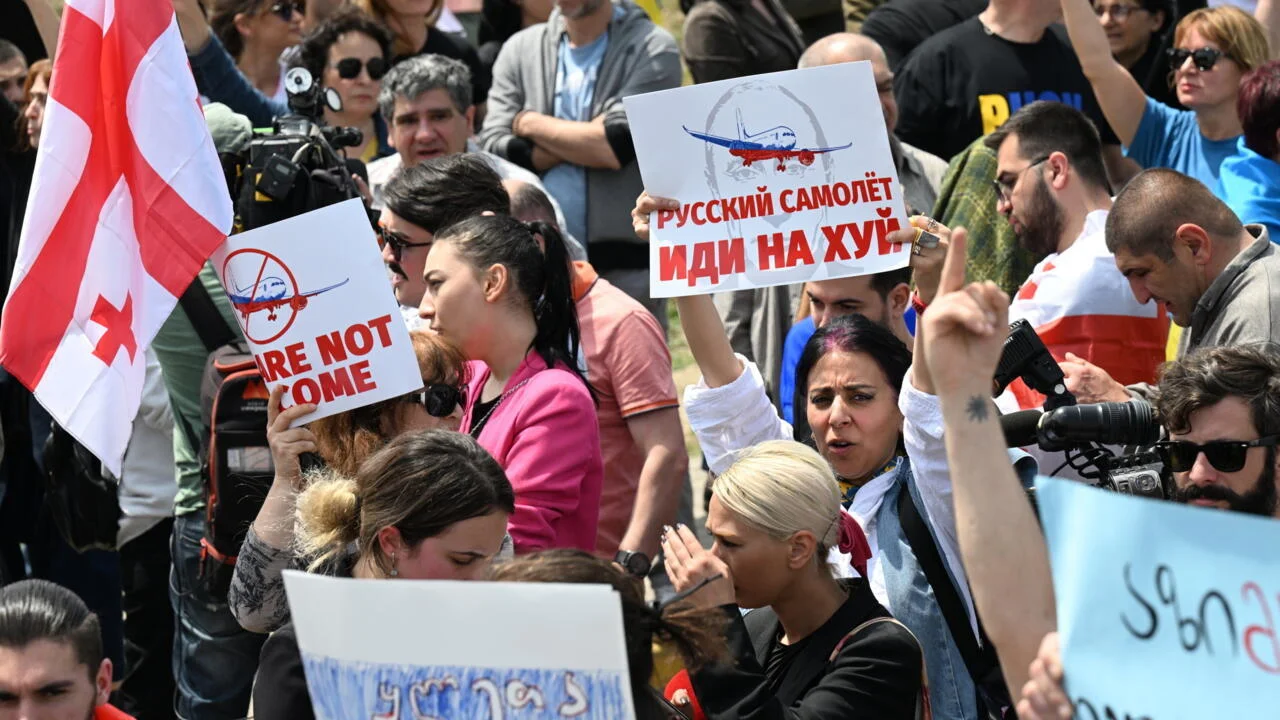 Direct Flights Between Russia and Georgia Met with Protests.