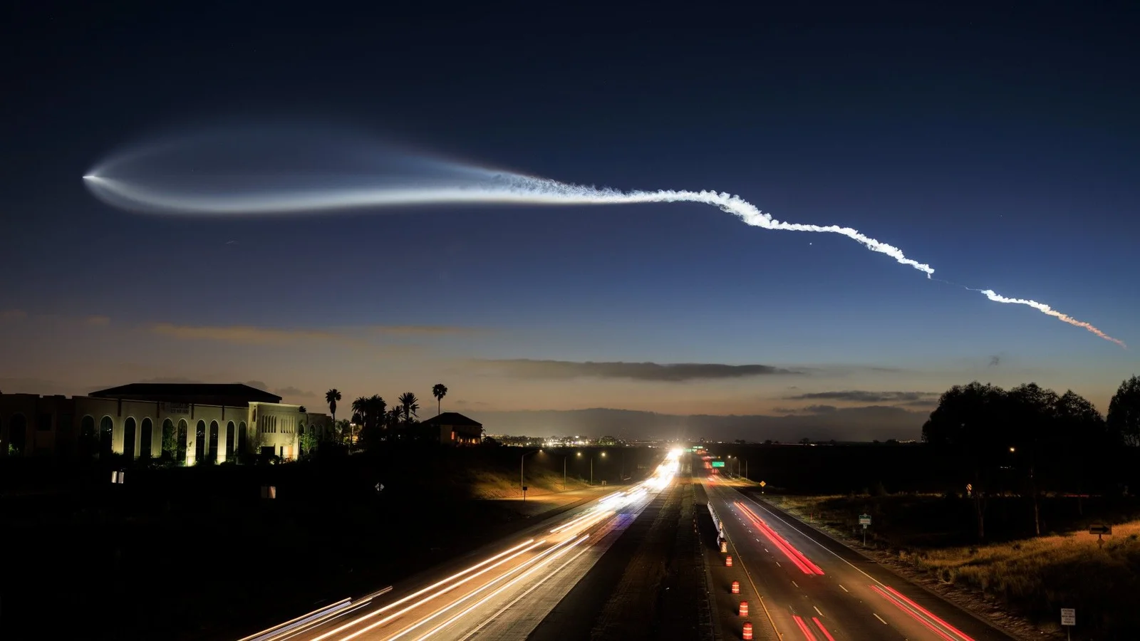 Megaconstellations Spark Unregulated Climate Experiment, Scientists Warn