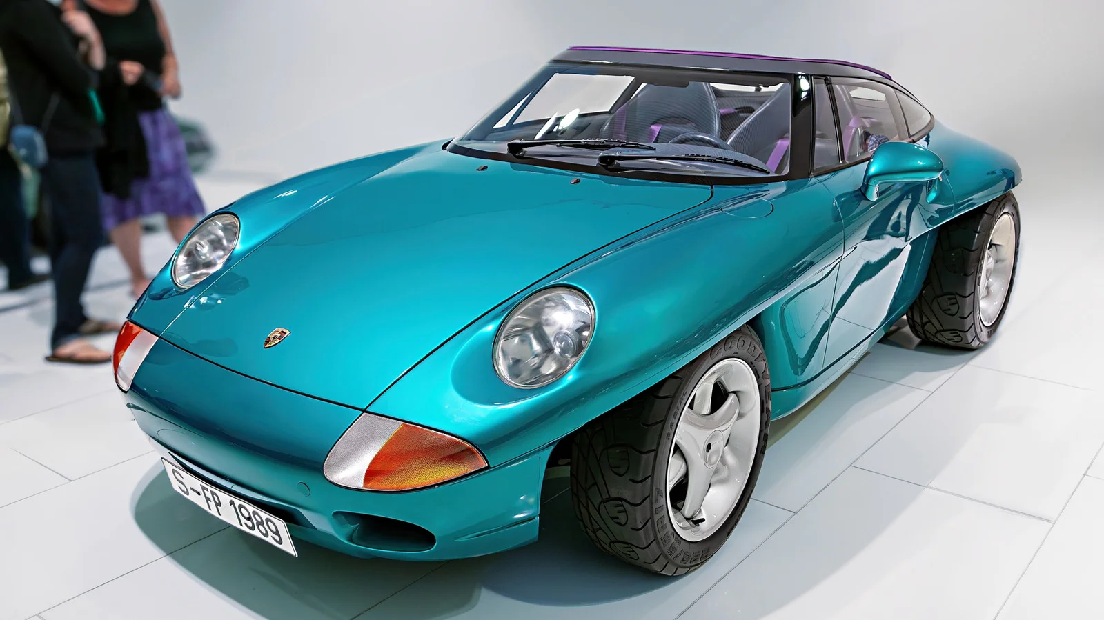 Porsche Panamericana’s Practical Wheel Arches Enabled Quick Tire Swaps