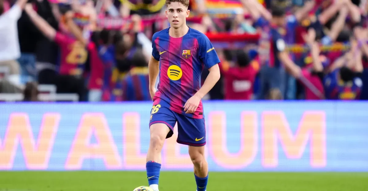 Barça set for title showdown as Clasico squad named