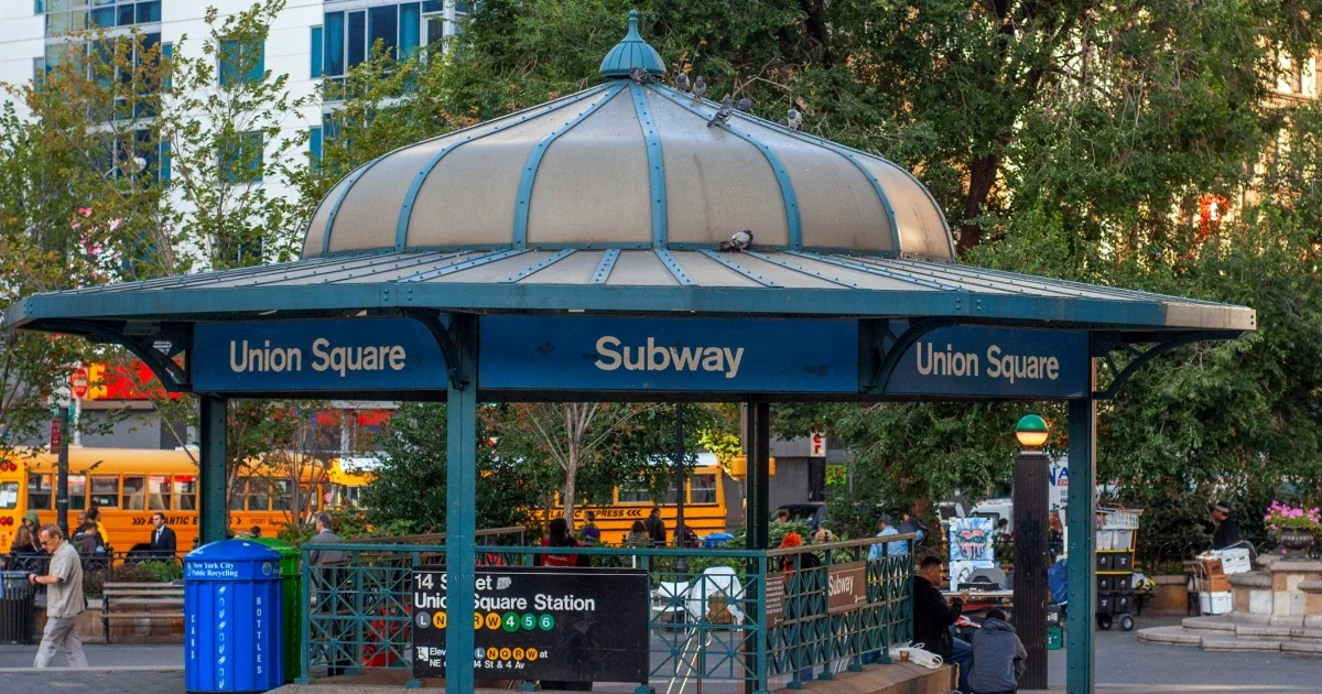 Fatal subway stabbing in NYC prompts surge in legal defense funding.