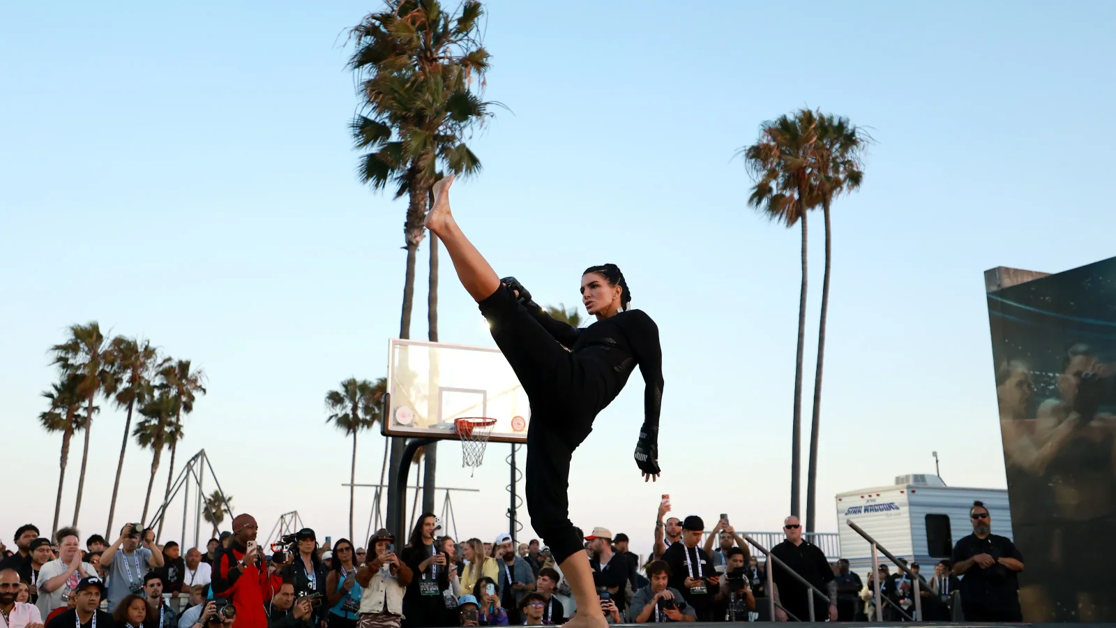 Rousey and Carano Lead Open Workouts for Netflix’s MVP MMA1 in Venice Beach