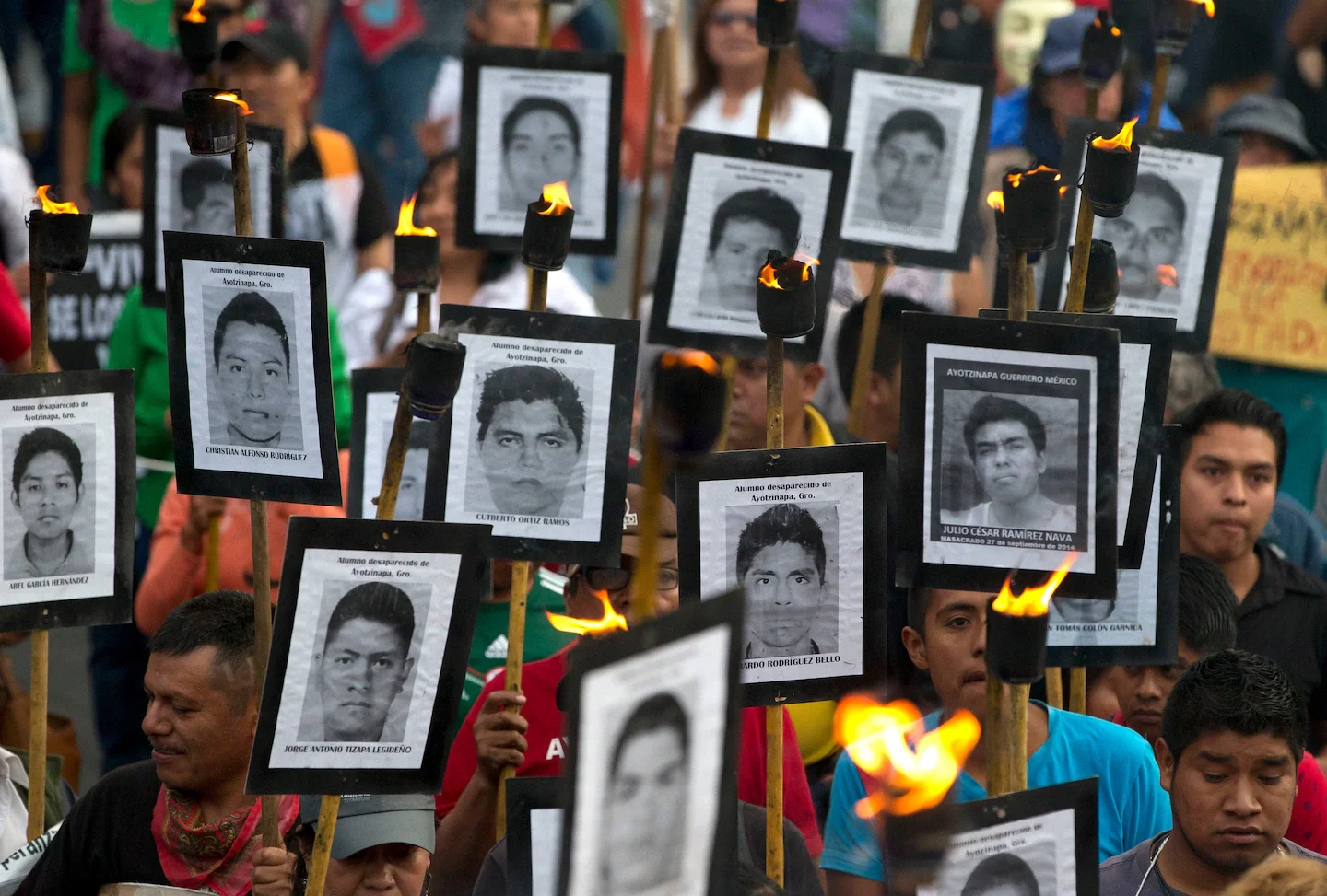 Allegations of Mexican military obstruction in missing students case