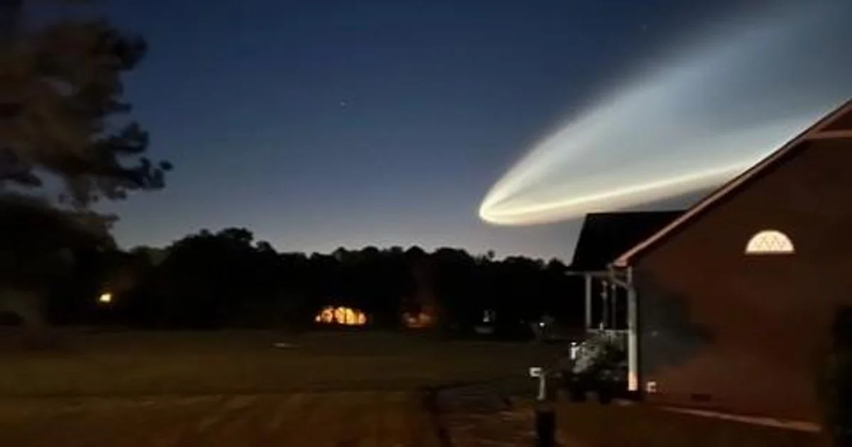 Dawn Falcon 9 streak lights up pre-dawn sky