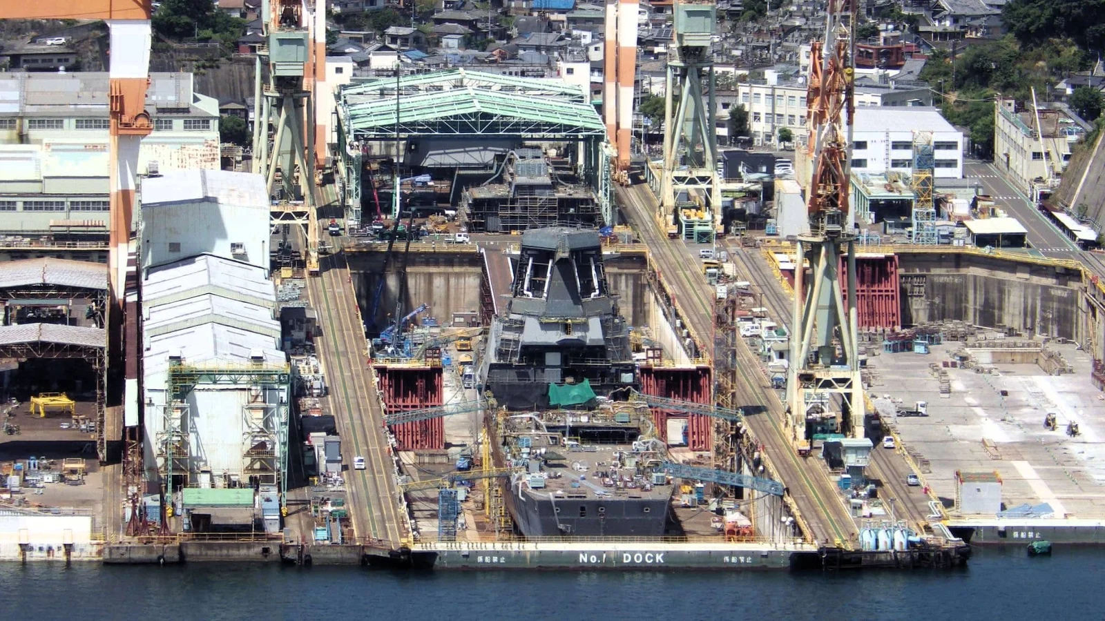 Japan Eyes AI, Unmanned Warfare and Submarines in Record 2027 Defense Request