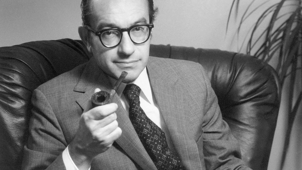 Greenspan’s Shadow Returns as Warsh Embraces the Maestro’s Silence