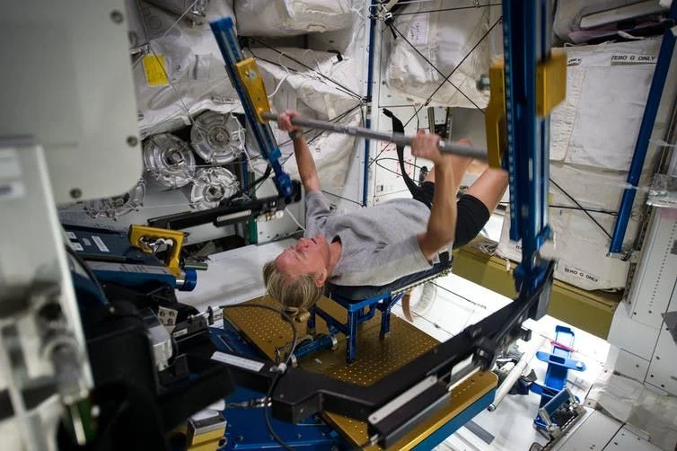 Gravity rewires astronauts' grip in space, with months-long readjustment on Earth