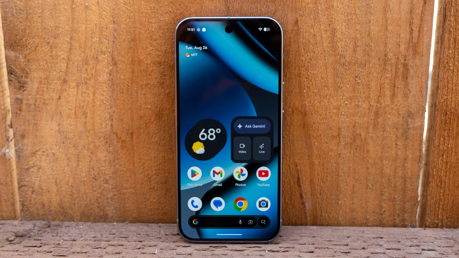 Four Android Flagships That Rival the Pixel 10 Pro