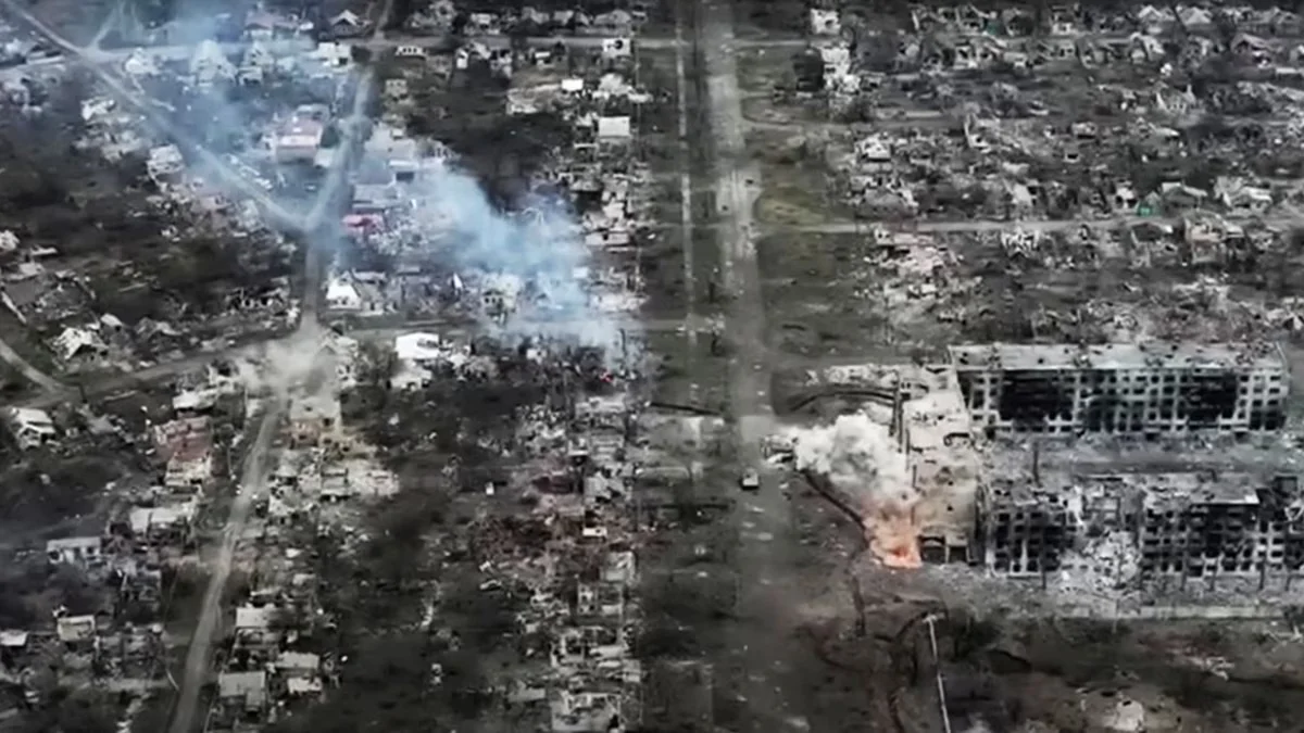 Russian Forces Fail to Prevail in Bakhmut Meat Grinder