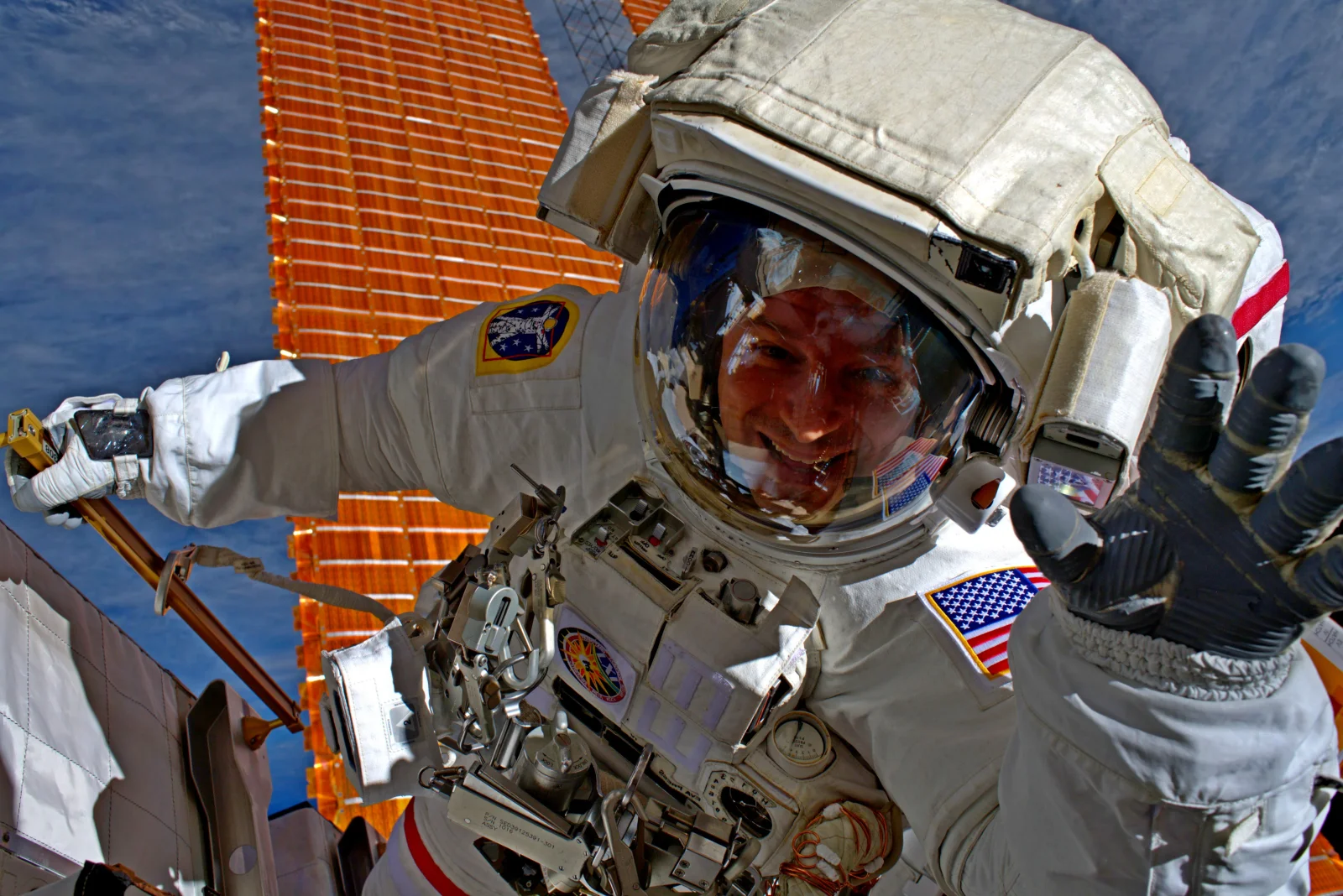 NASA Astronaut Andrew Morgan Retires, Returns to Army Command