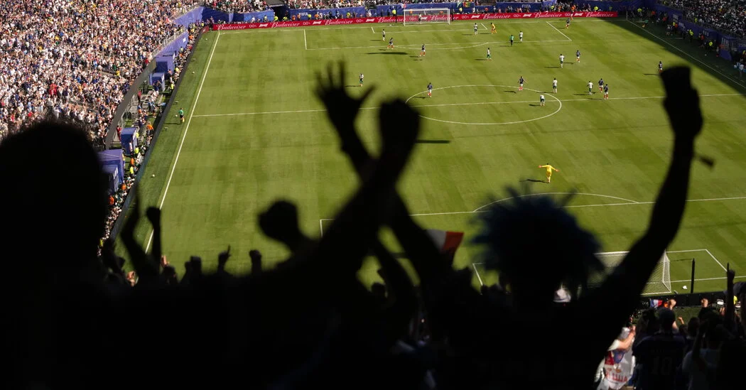World Cup Food Fame: Real Fans or Fabricated Feasts?