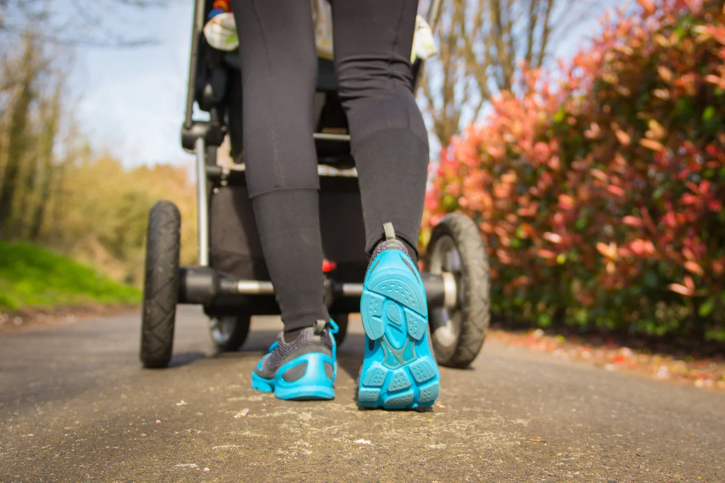 Stroller-running linked to fewer injuries for new parents, study finds