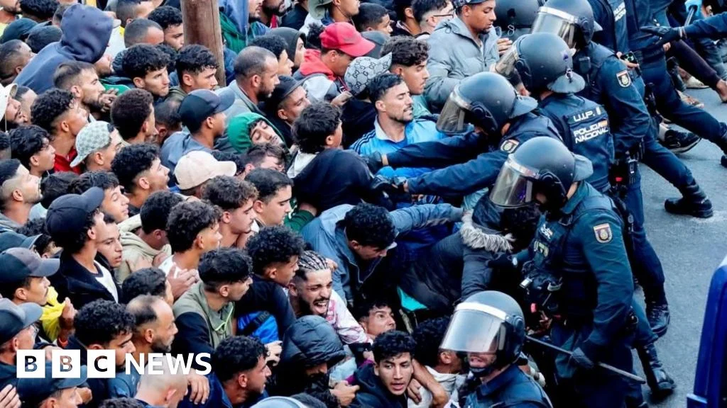 Ceuta migrant relocation kicks off as police move hundreds to port camp
