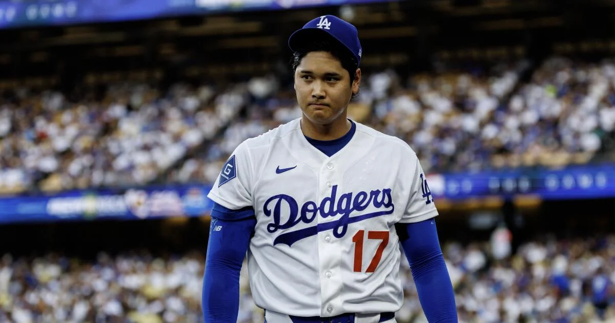 Ohtani sits out Saturday for Dodgers amid precautionary right biceps issue