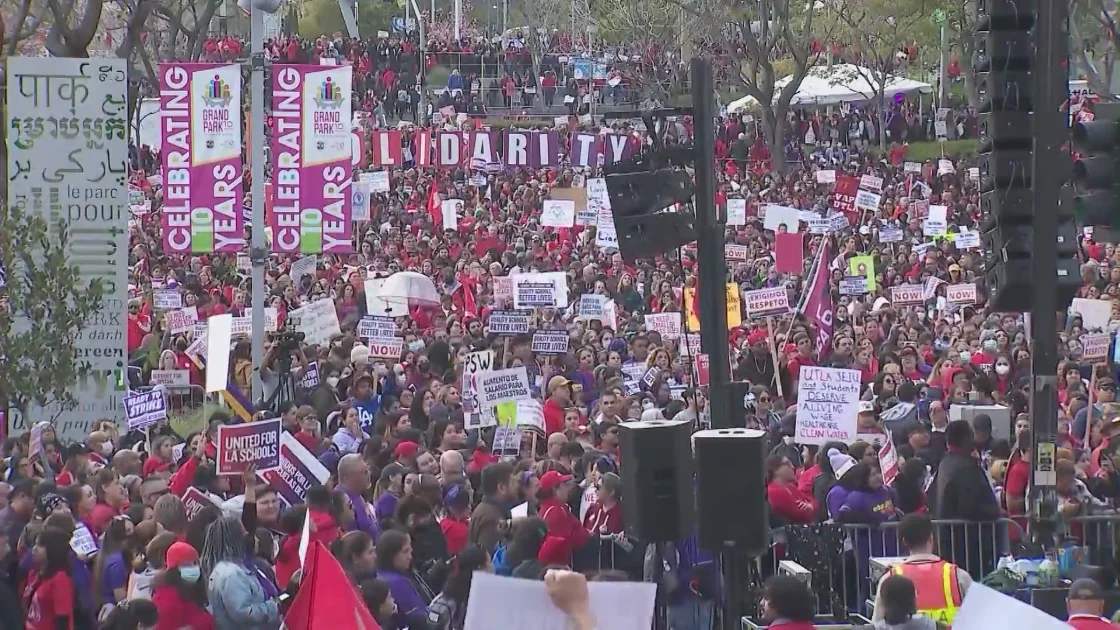 LAUSD Braces for Strike as Negotiations Continue.
