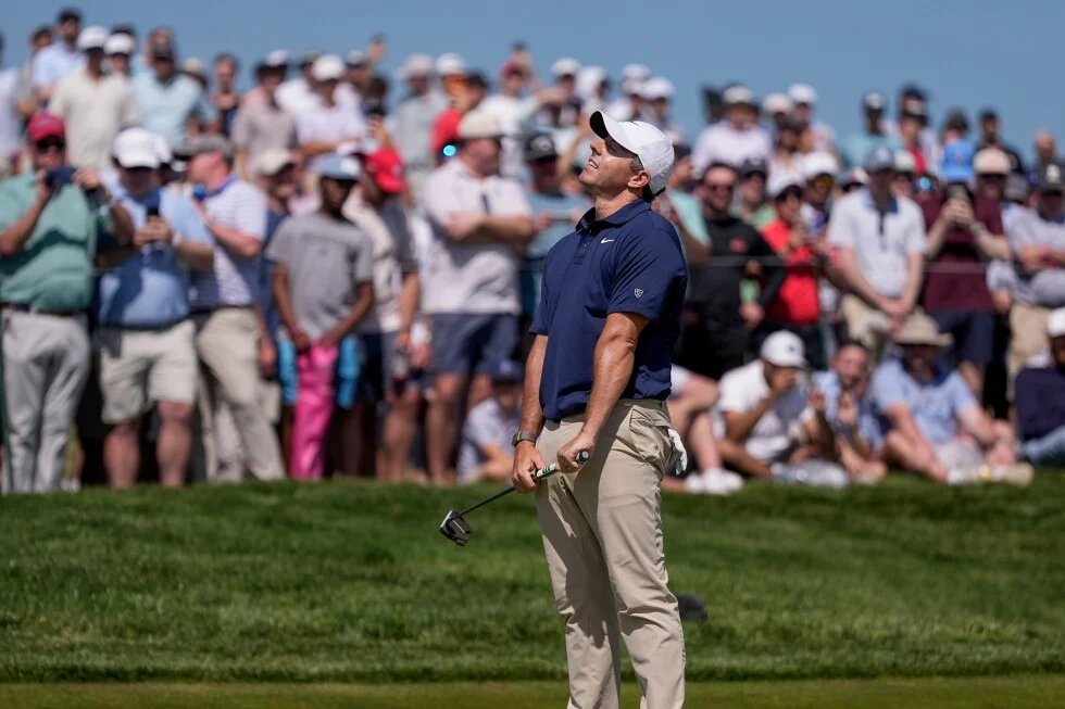 McIlroy clashes with fan as PGA Championship title race slips away