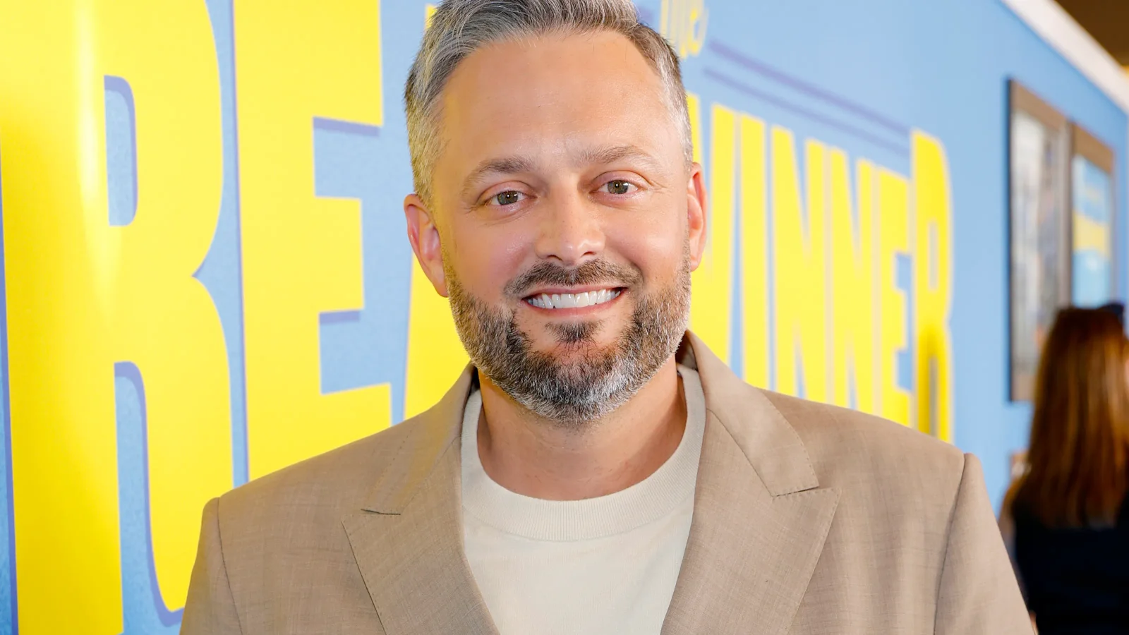 Bargatze draws backlash after White House UFC appearance