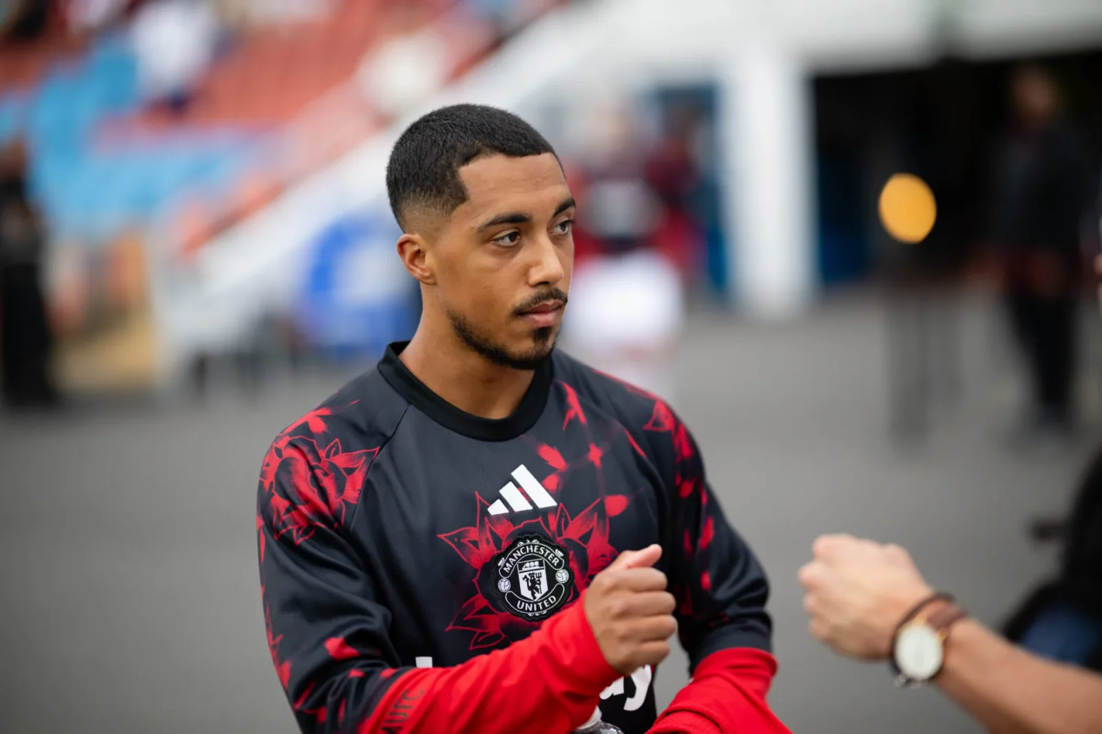 Tielemans shines on United debut as Man Utd hold PSG to 1-1