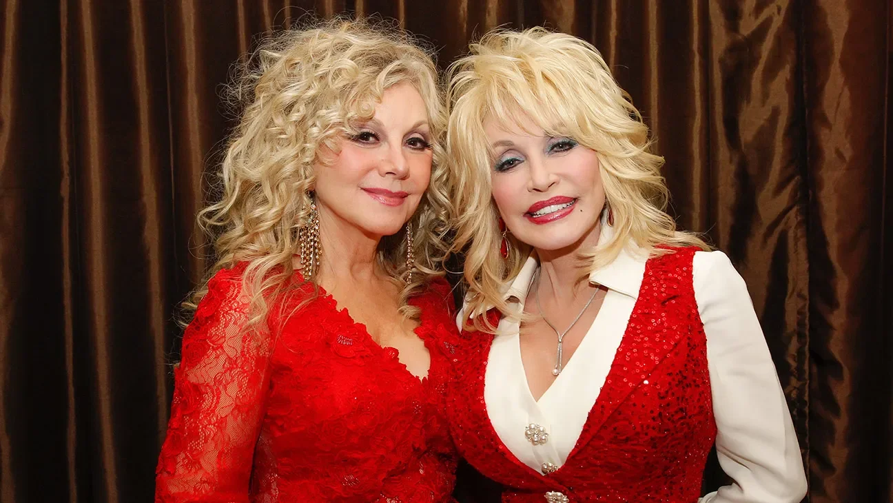 Dolly Parton Would Have Tried Experimental Cancer Drugs to Help Others, Sister Says