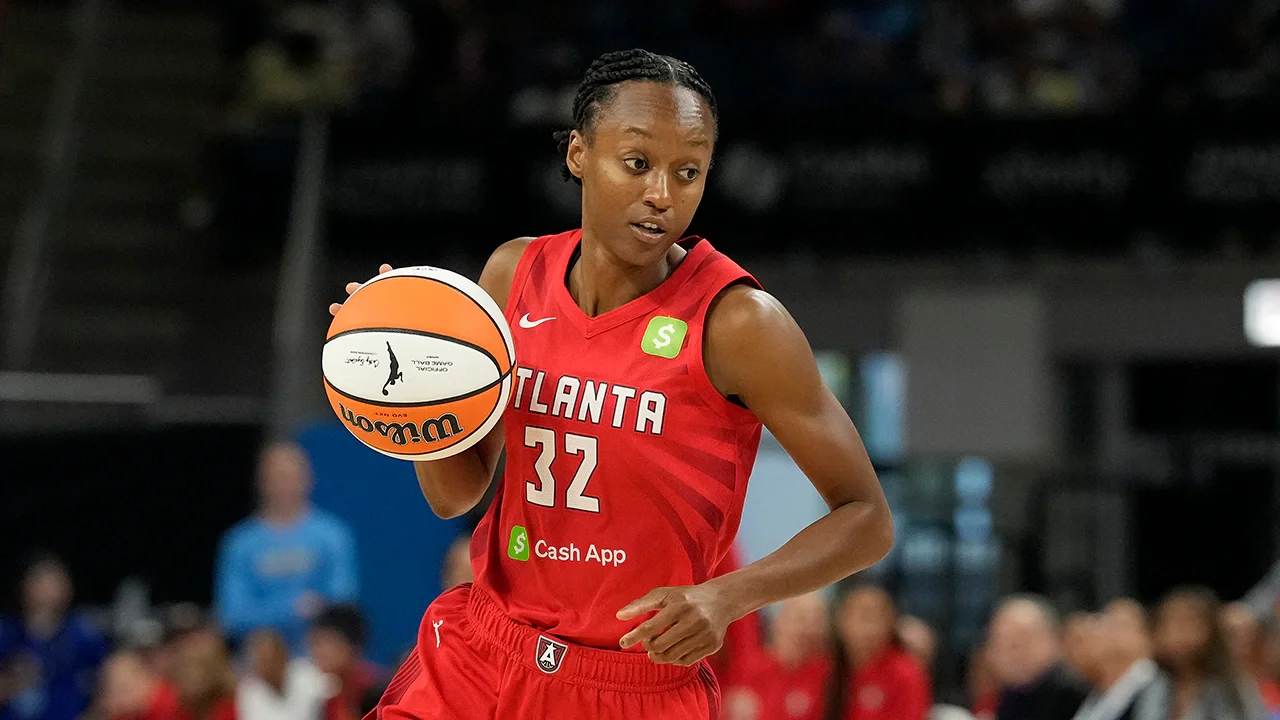 Fever bolster backcourt with veteran guard Shatori Walker-Kimbrough