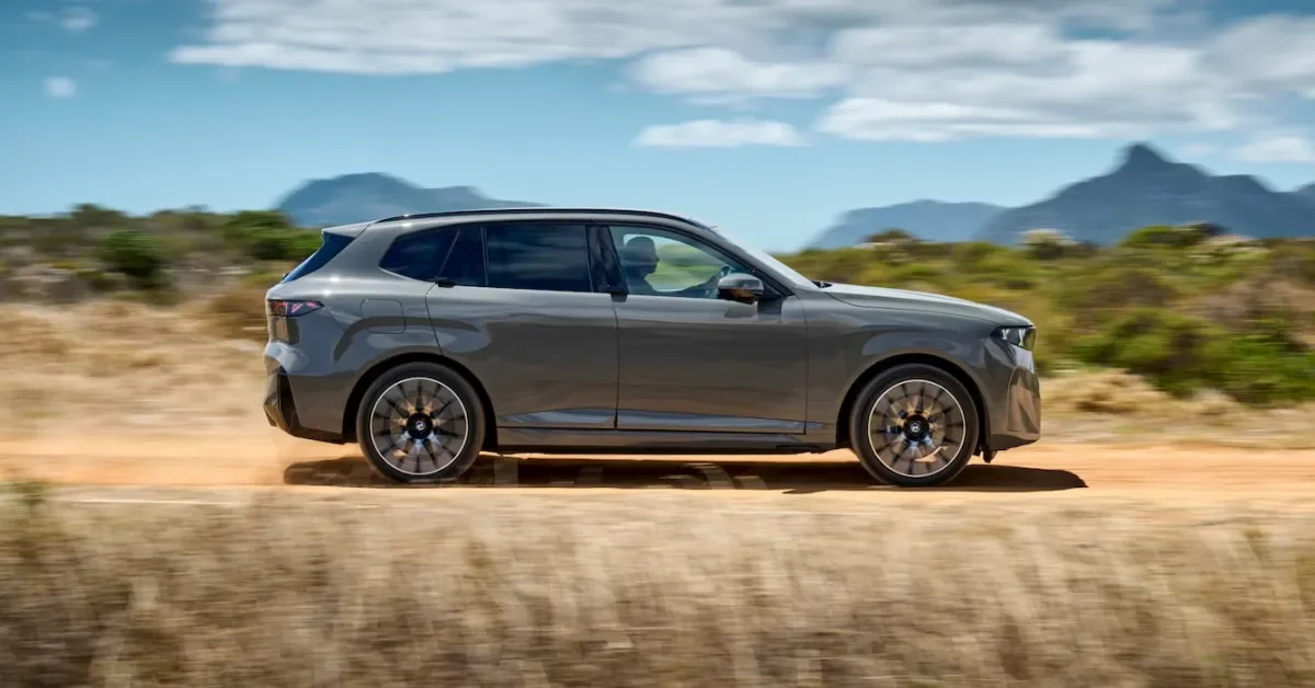 BMW electrifies the X5 with a 525-mile iX5 60 xDrive