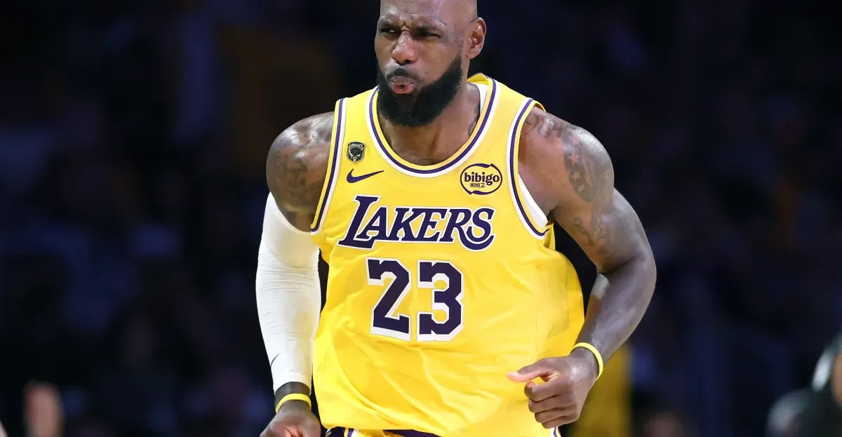 Lakers ride balanced scoring and tough defense to seize Game 1 over Rockets