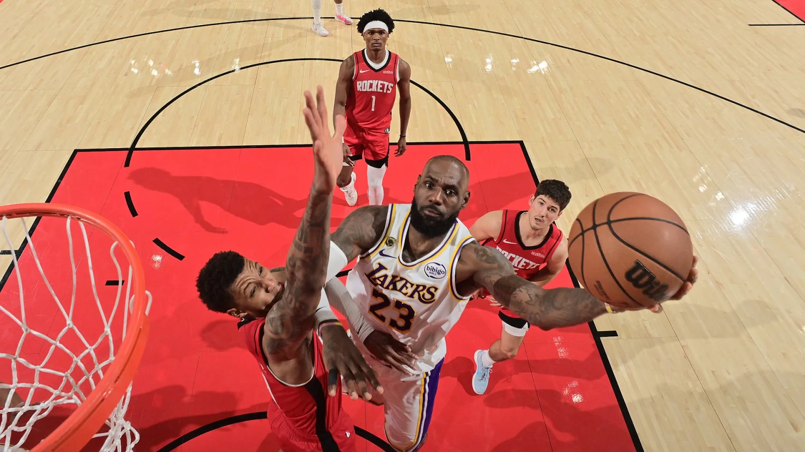 Rockets push Lakers to brink in Game 6 showdown