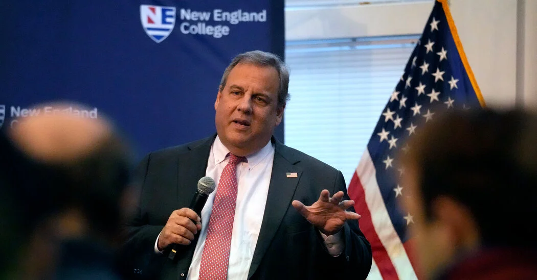 Chris Christie's Presidential Ambitions and Views on Trump and Clinton.