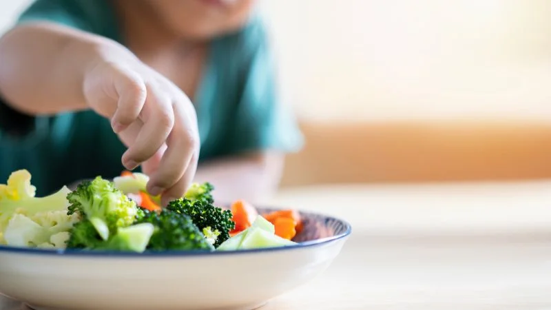 Keep kids eating produce: global study finds shortfalls in veggie intake despite safety reminders