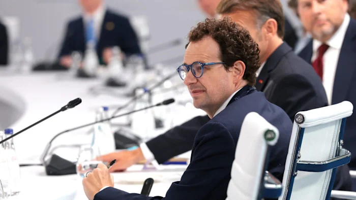 Anthropic CEO urges G7 to keep AI united and regulated