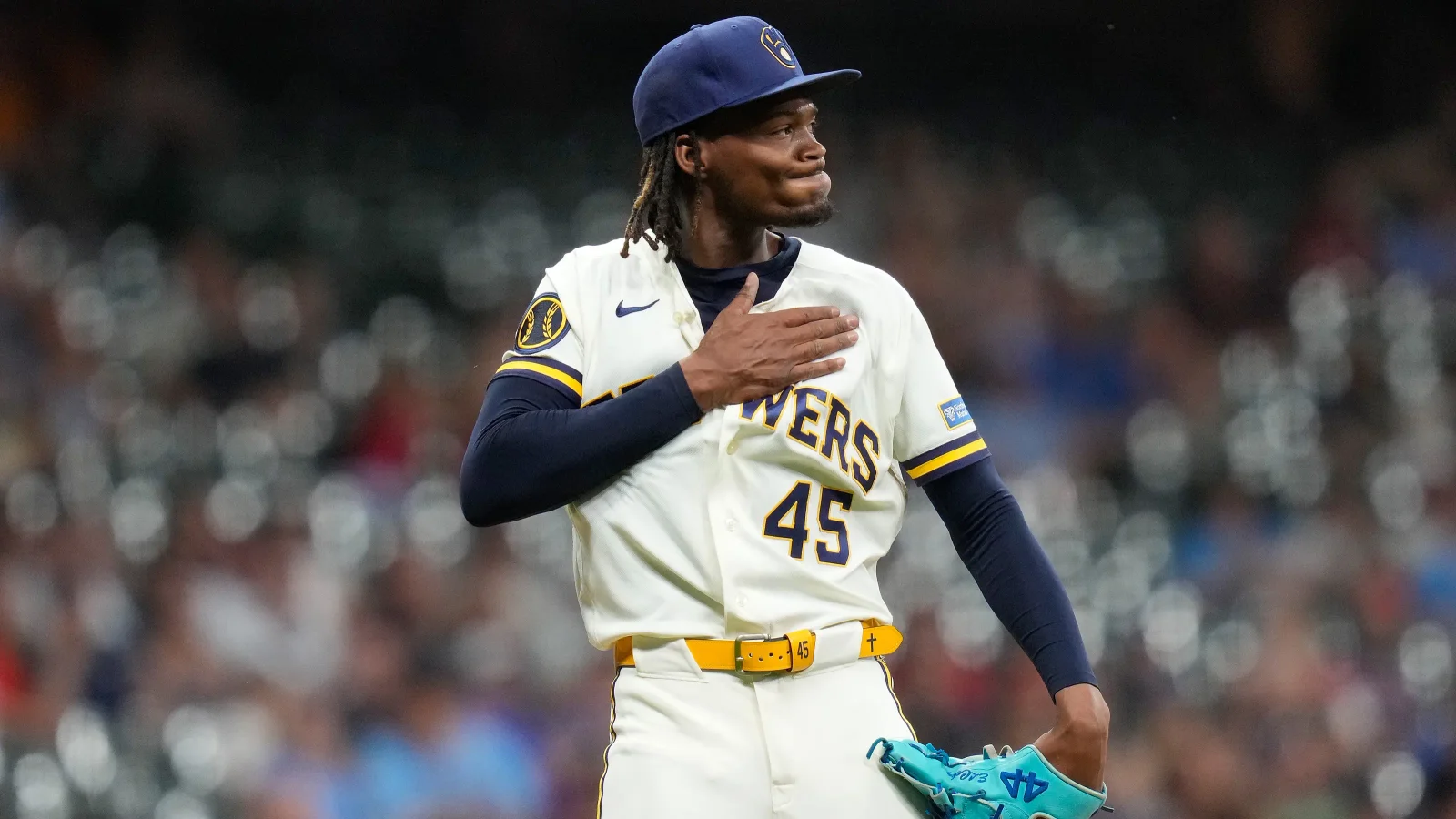 Uribe's Bold Chop Sparks Brewers-Cardinals Faceoff