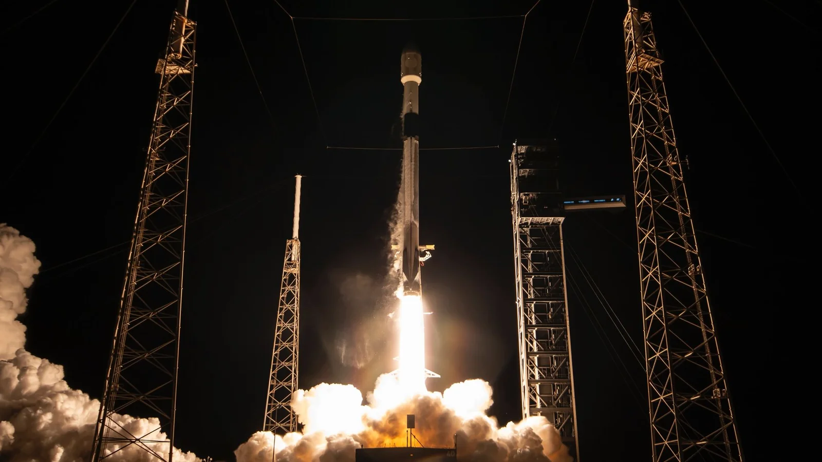 Falcon 9 set to loft SiriusXM SXM-11 satellite into geosynchronous transfer orbit tonight