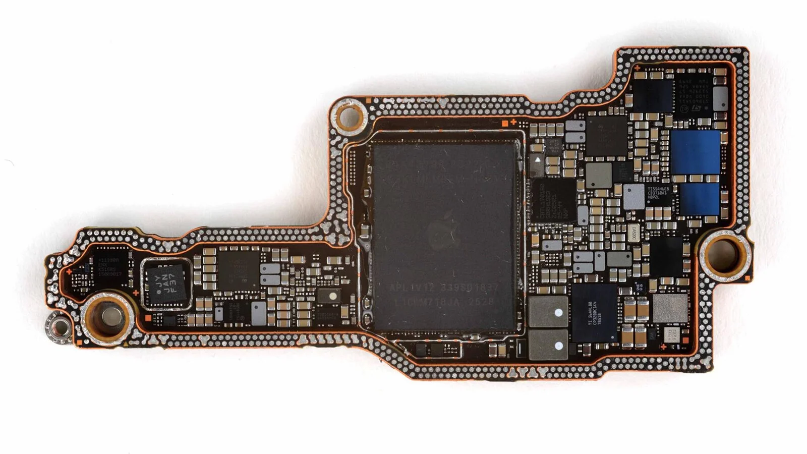 iPhone 18 Pro Logic Board Leaks Reveal Bigger A20 Pro Die and Next‑Gen Packaging