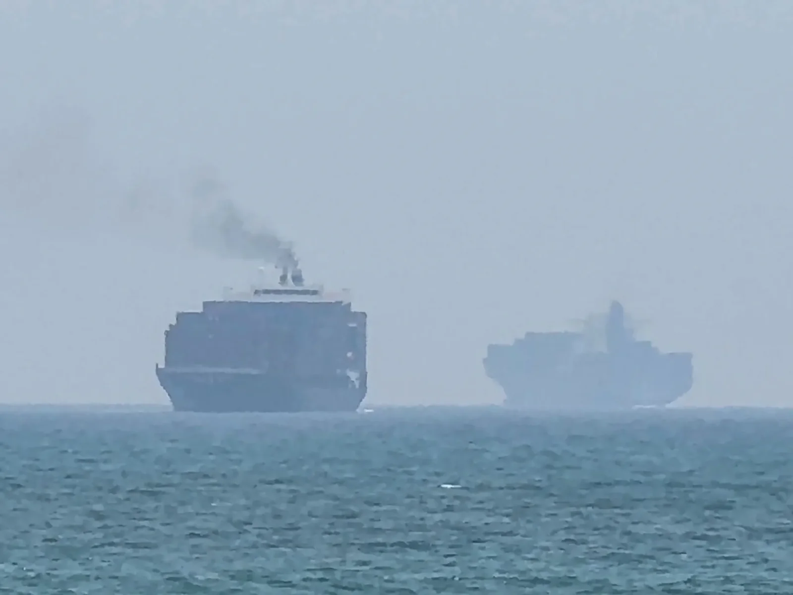 Trump vows U.S. guardianship of Hormuz, hints at shipping tolls
