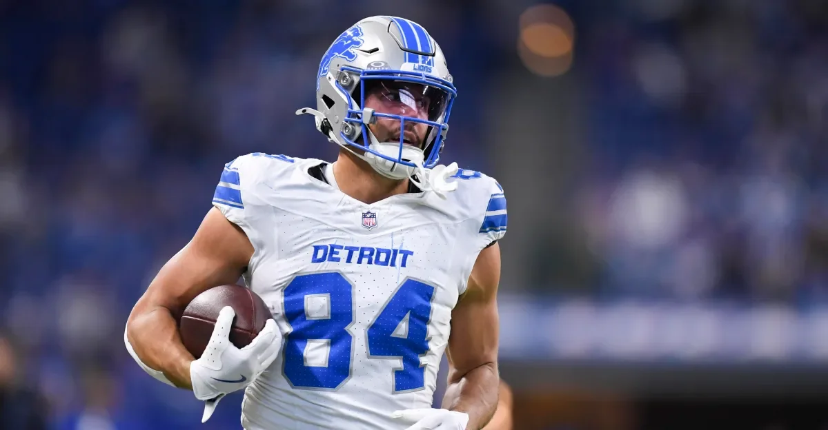 Patriots fill practice squad with veteran tight end Shane Zylstra