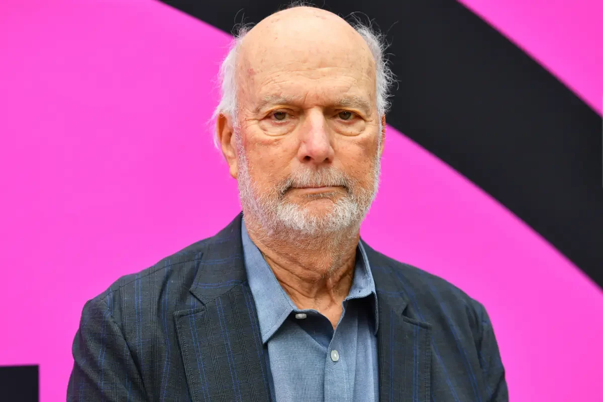 James Burrows, Iconic Sitcom Director Behind Cheers and Friends, Dies at 85