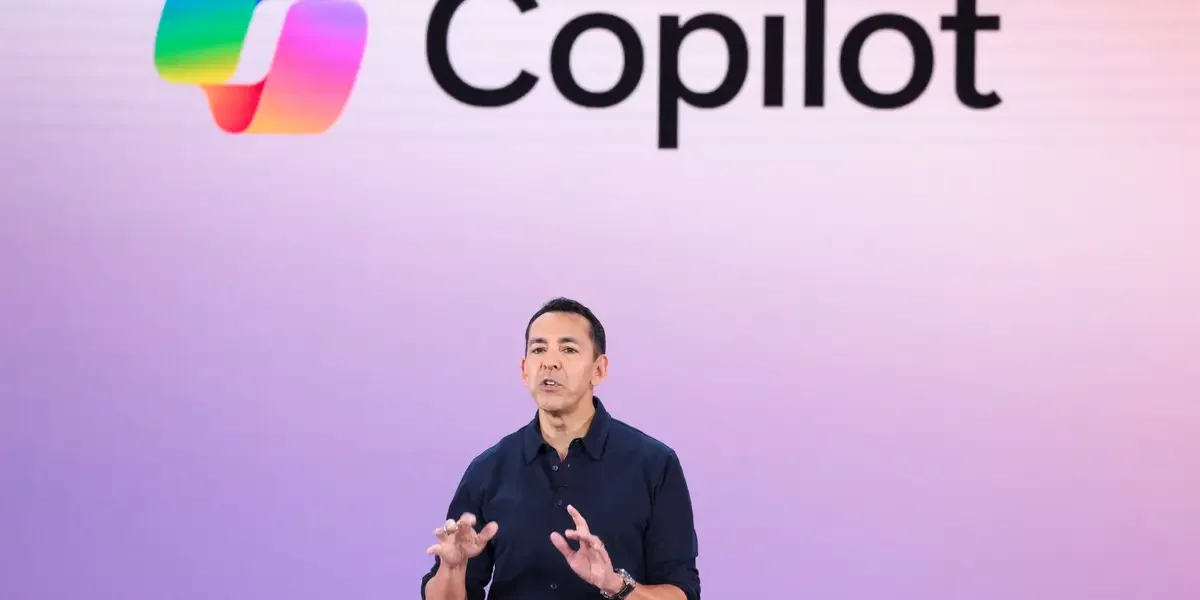 Microsoft Veteran Yusuf Mehdi to Depart After AI-Driven Leadership Shift