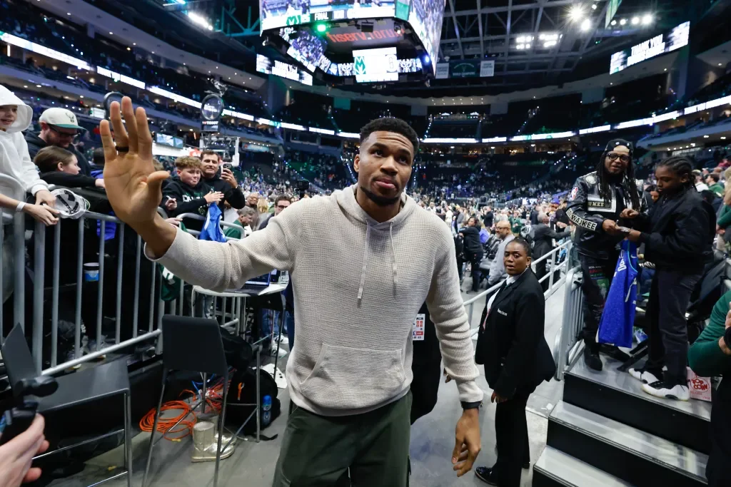 Heat go all-in on Giannis: win-now move with future costs