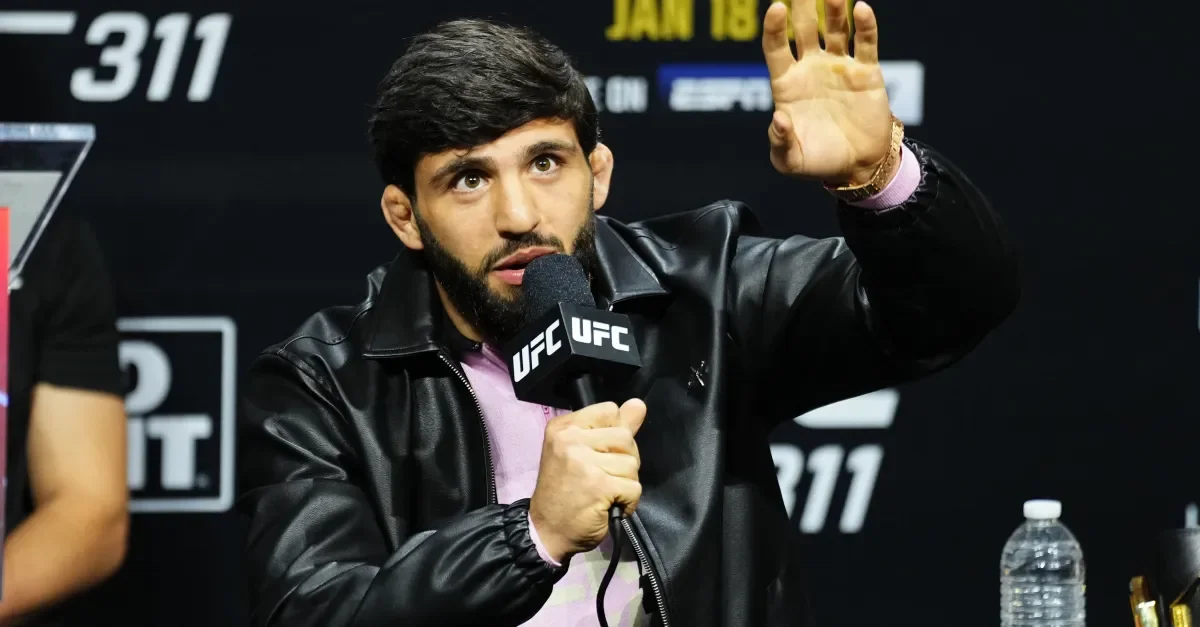 Tsarukyan lauds McGregor as GOAT but doubts a comeback, eyeing the 155-pound title