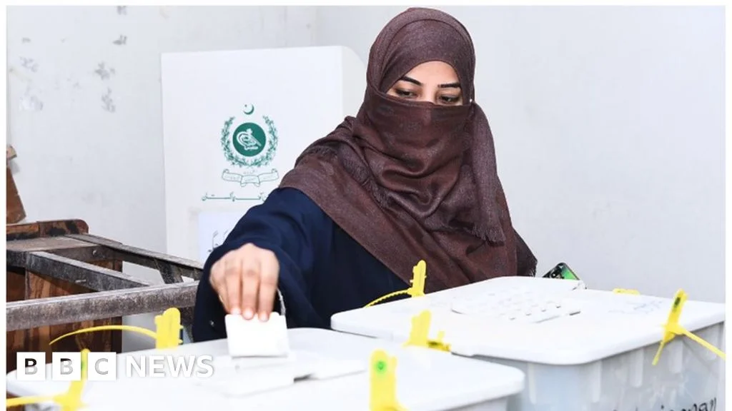"Political Crisis in Pakistan Delays Election"