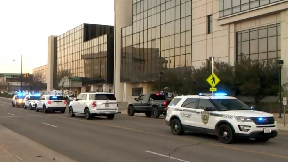 Multiple Police Officers Shot, One Dead and Another Critical in Alabama