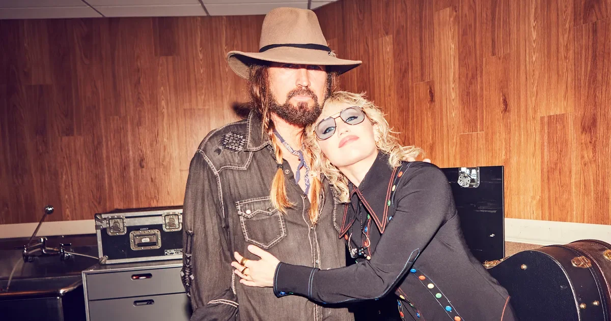 Billy Ray Cyrus Backs Miley’s Mononym Comeback