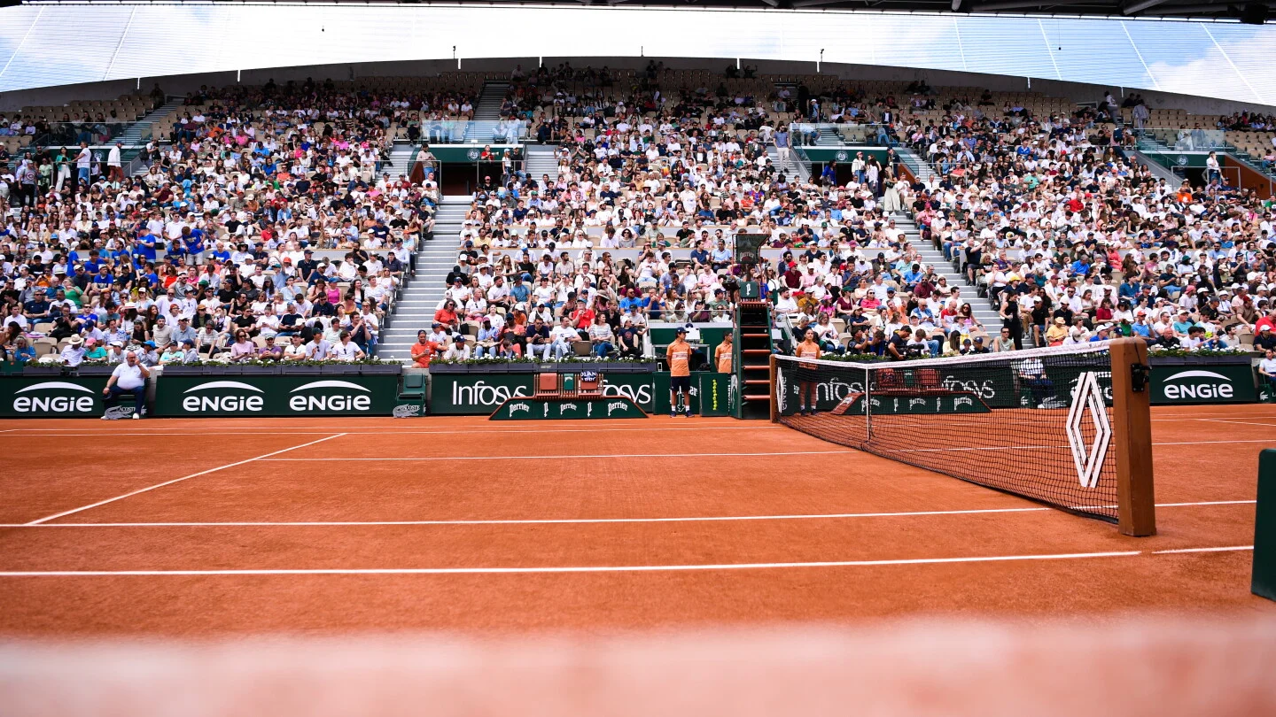Roland Garros Keeps Prize Money Steady as Players Push for More