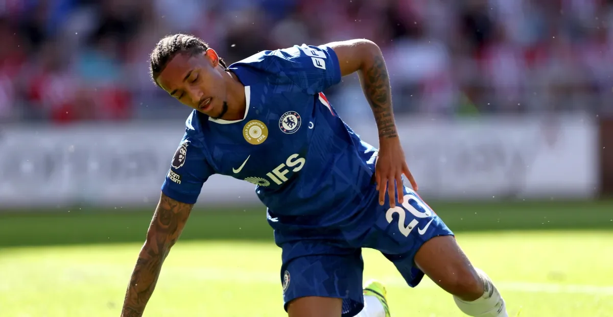 Sunderland deny Chelsea Europa dream with 2-1 win at Stadium of Light