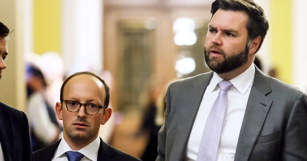 Reses to Exit as Vance’s Chief of Staff Ahead of Summer End