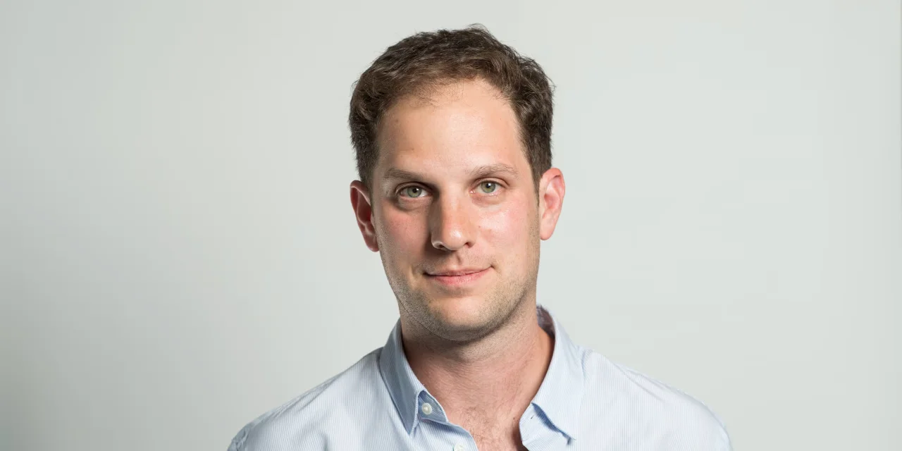 Wall Street Journal Reporter Detained in Russia on Espionage Charges