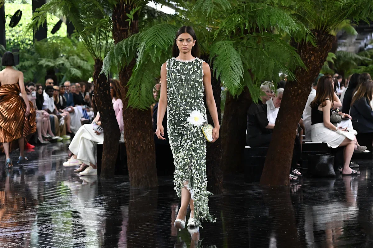 Skin, fantasy and tech redefine Paris couture week