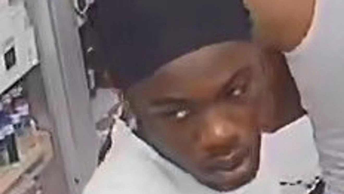 Baltimore Police Seek Identities of Two Suspects in Washington Boulevard Robbery