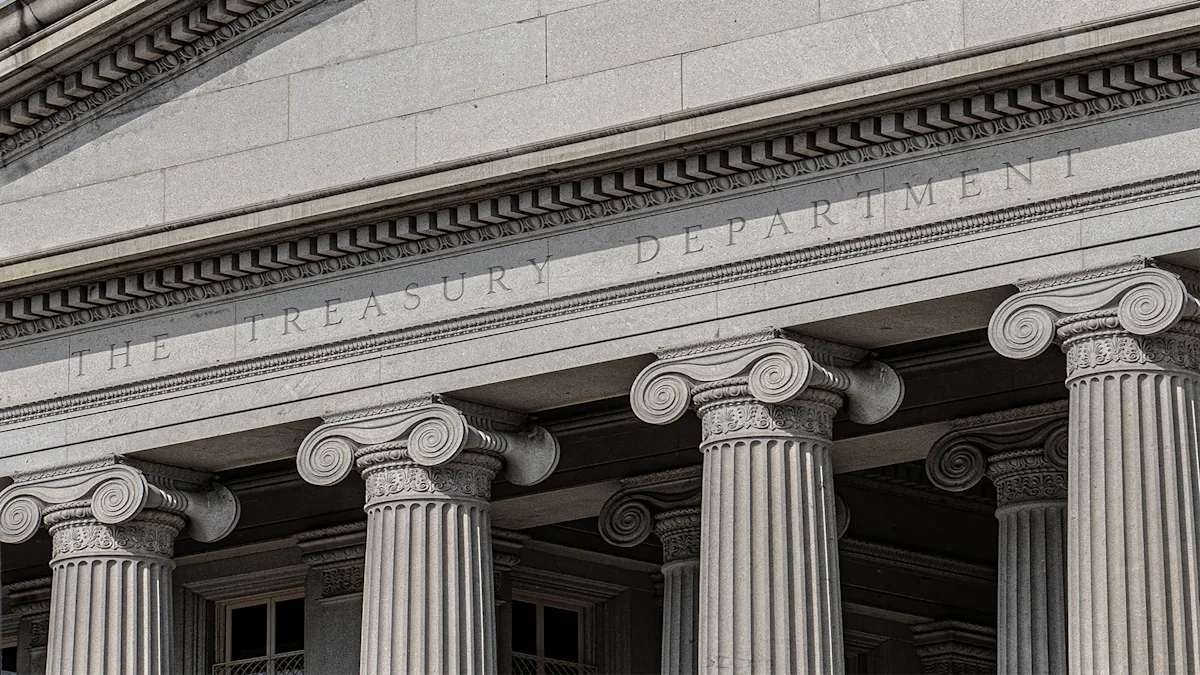 Long-Dated Yields Climb as Markets Question Fed’s Inflation Credibility