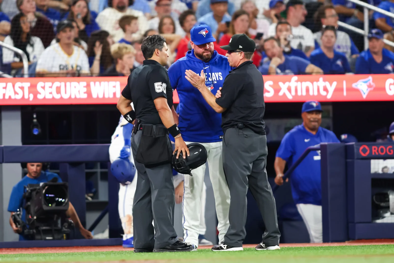 15-Minute Rules Review Nets Red Sox One Run in 2-1 Loss